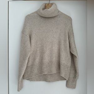 HM turtleneck sweater Small